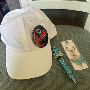 White Cap 🧢 , Pen 🖊️ and keychain 🚩BUNDLE DEAL🚩